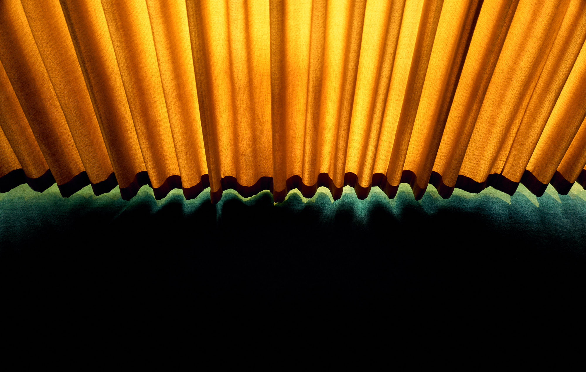 UN_Curtains